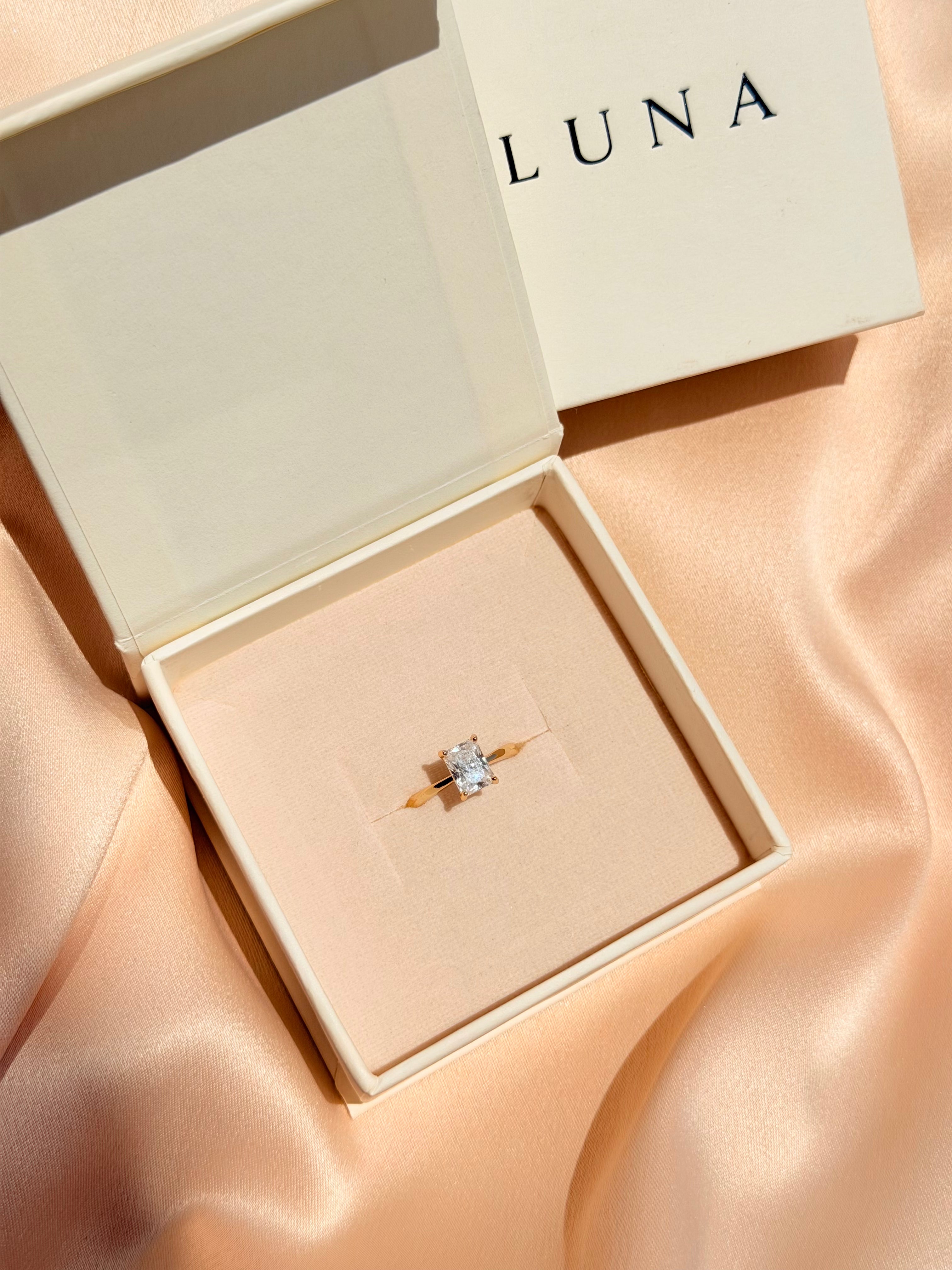 Radiant Moissanite Ring – 6×8 mm | 925 Sterling Silver